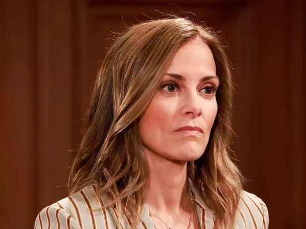 ​Taylor and Deacon finally act on feelings​