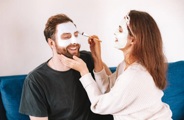 X/@krittikasingh_831 | Face masks are where the fun begins