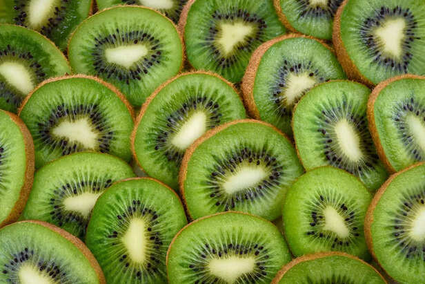 Kiwi fruit sliced open