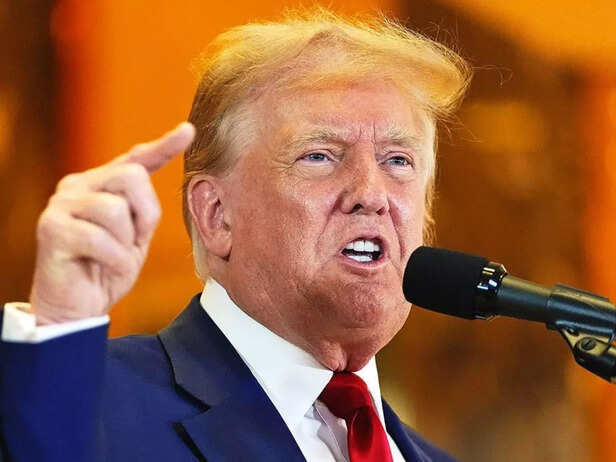 Trump threatens to stop US-Canada bridge opening