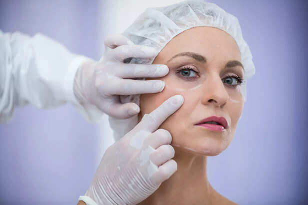 cosmetic surgery can change appearance