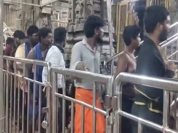 Thousands of devotees visit Ramanathaswamy Temple during Margazhi month