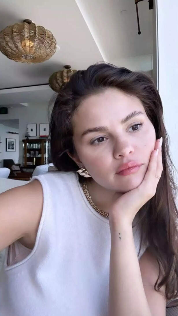 The original photo shared by Selena Gomez