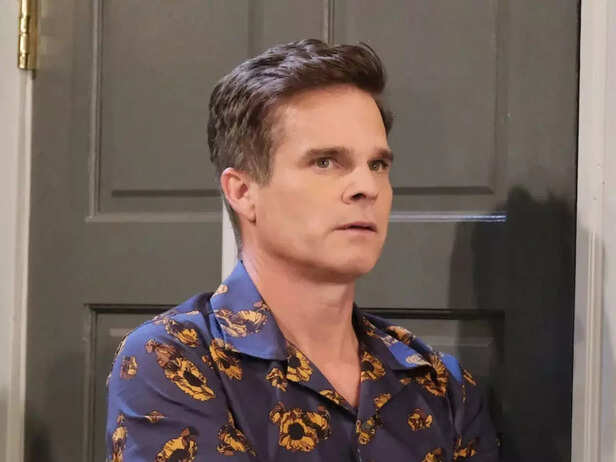 ​Leo and Dimitri head to Alamainia to clear his name​