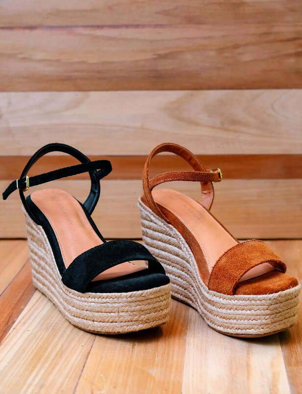 Pexels | Why We’re Choosing Wedge Heels Again in 2026