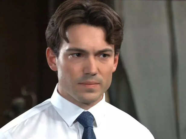 ​Michael confronts Chase​