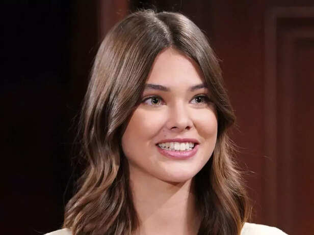 ​Electra struggled to maintain her composure​