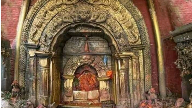 Idol of Lord Ganesha at Surya Vinayak Temple | Instagram - @nonextquestion