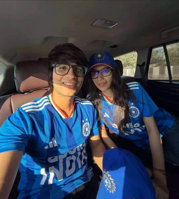 Instagram | @souravjoshivlogs | Indian Examples of Parasocial Bonds