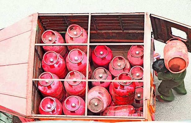 सरकार ने कहा चिंता की बात नहीं।