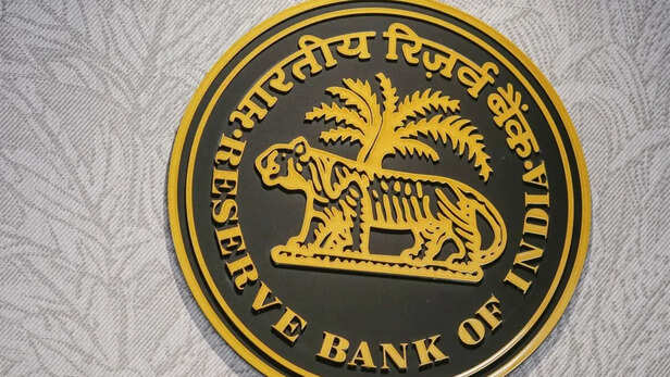 बैंकों को कृषि क्षेत्र में कर्ज देना जरूरी