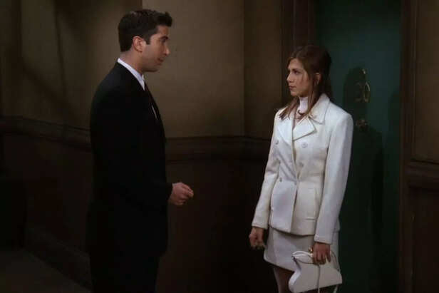 Pinterest | The plaid skirts, slip dresses, layered knits and effortless coffee-shop outfits are still very much part of today’s aesthetic.