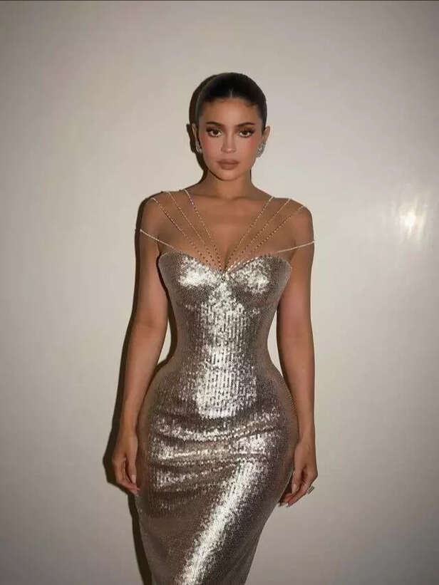 ‘Is this content for people ?’: Internet erupts as Kylie Jenner stuns in bra for Vanity Fair poker night and playful card tutorial