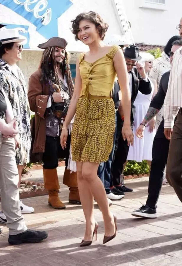 X| Zendaya turns Vegas wedding into viral moment