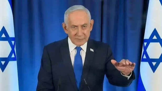 X| Netanyahu six-finger video sparks false death rumours