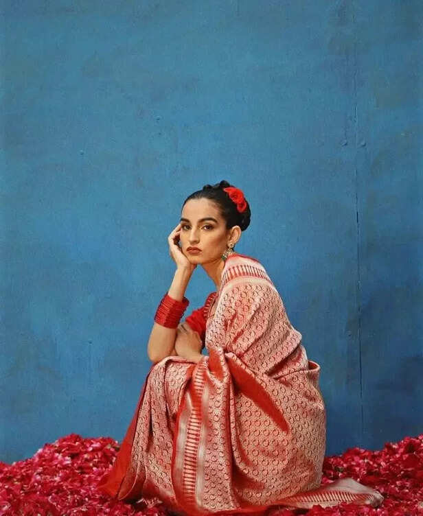 Pinterest | Gen Z’s growing interest in sustainability has pushed many towards handloom fabrics such as Khadi and Chanderi, helping support local artisans.