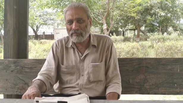 राकेश खत्री इको रूट्स फाउंडेशन के संस्थापक​