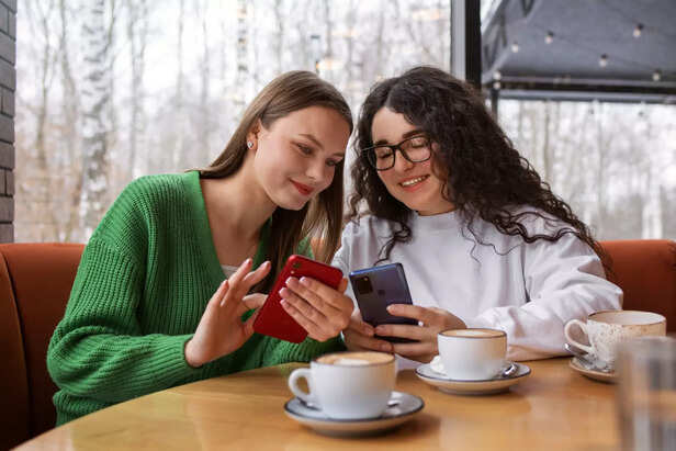 Texting in Whatsapp Through Usernames