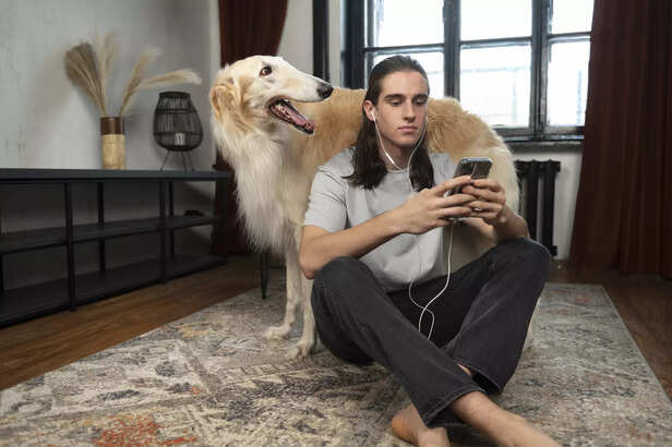 Ignoring Socialization and Communication Signals