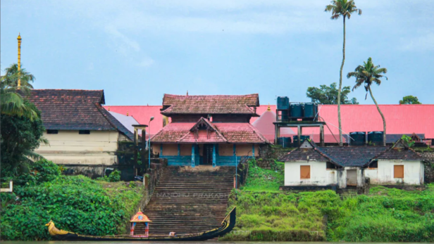 Aranmula Parthasarathy Temple | Instagram - @aranmula_parthasarathy_temple
