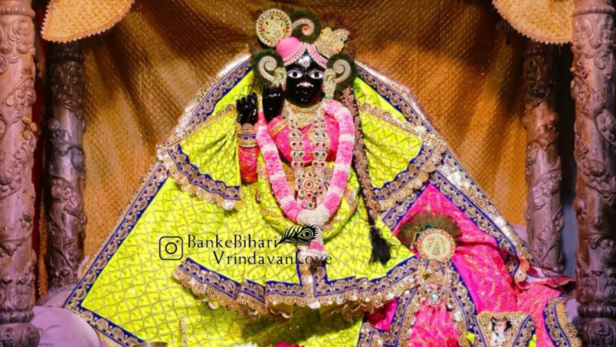 Idol of Lord Krishna at Banke Bihari Temple | Instagram - @bankebiharivrindavanlove