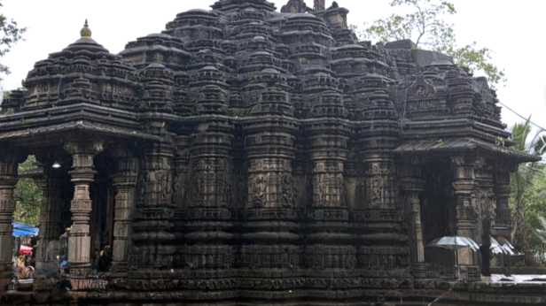 Ambarnath Temple is dedicated to Maha Dev | Instagram - @manimanju_official
