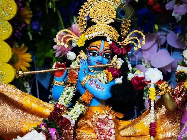 Clay idol of Krishna