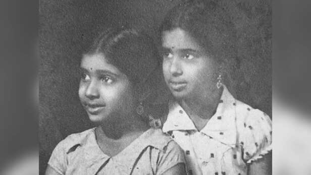 आशा भोसले और लता मंगेशकर