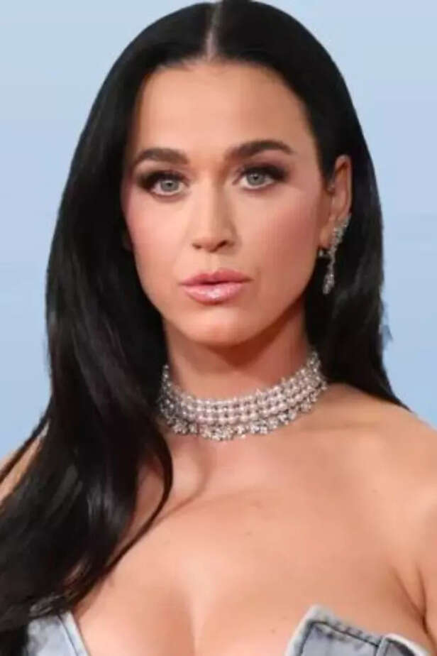 ​Katy really turned a Bieber set into a comedy show that timing was perfect