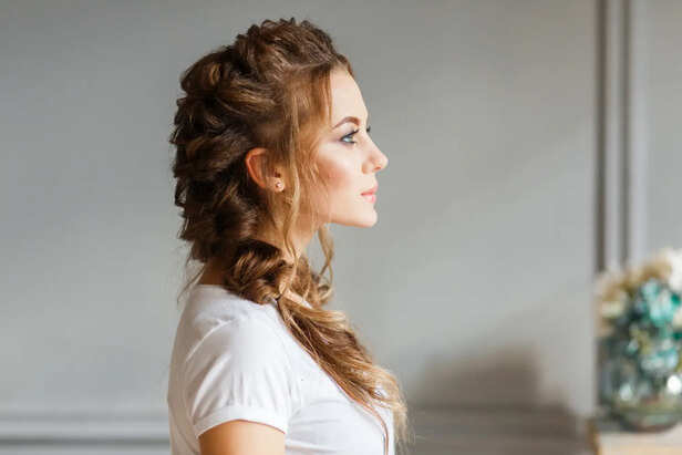 Wavy Ponytail Style
