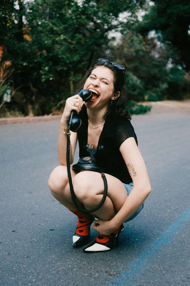 Pexels | Gen Z Is Bringing Back Ringing Phones