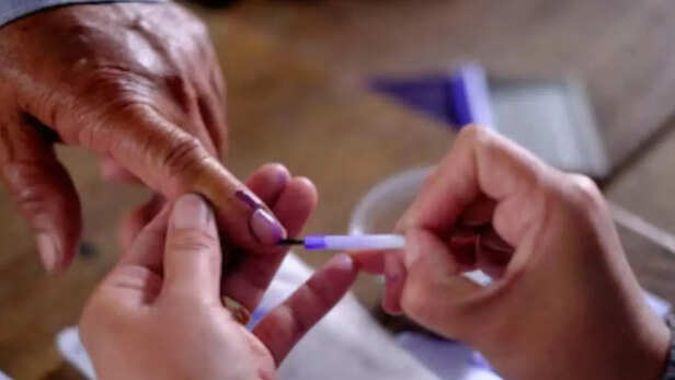 23 अप्रैल को होगी वोटिंग