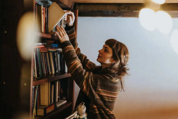 X | Burrowcore is not messy. It is emotionally furnished. And honestly? That might be the chicest trend yet.