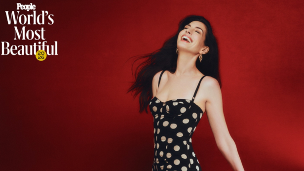 Anne Hathaway | Instagram - @annehathaway