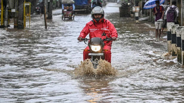 पूर्वोत्तर भारत में मौसम पूरी तरह बदला हुआ