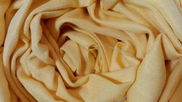 केले से बना कपड़ा