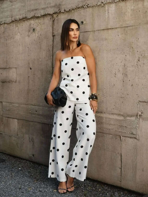 Pinterest |  The goal is to look like you threw it on, even if you definitely did not.