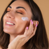 Applying Sunscreen                 (Image Credit:Freepik)