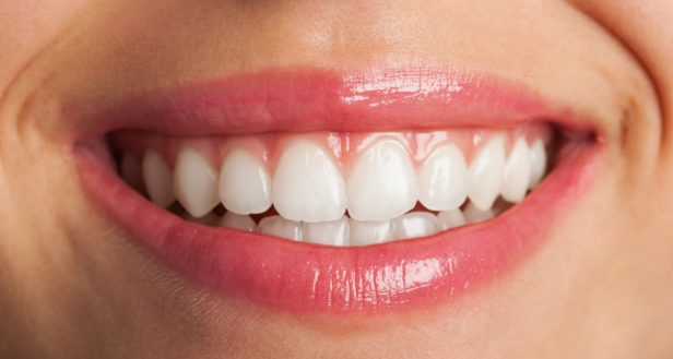 Healthy teeth                           (Image Credit:Freepik)