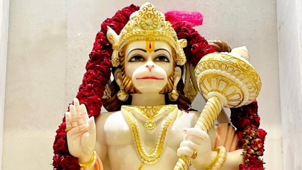 Lord Hanuman Idol at Hanuman Garhi | Instagram - @shree_hanumangarhi_ayodhya