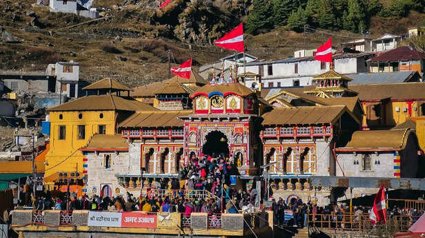 Badrinath Temple nestled in the majestic Himalayas