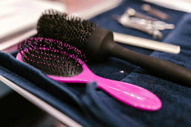 Hair brush