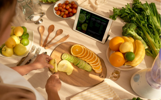 Healthy Food                  (Image Credit:Freepik)