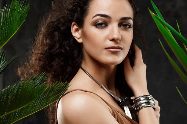 Celebrity With Natural Dewy Skin
