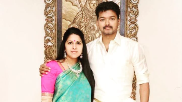 Thalapathy Vijay &amp; Sangeetha Sornalingam | Instagram - @sangeethavijay__official