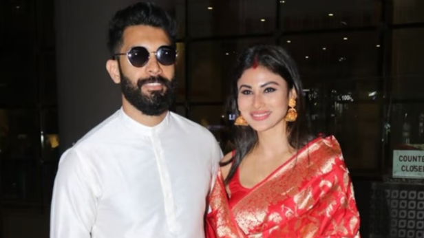 Mouni Roy &amp; Suraj Nambiar | Insatgram - @bollywoodbubbletelly