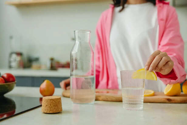Lemon Water Hair Rinse Preparation