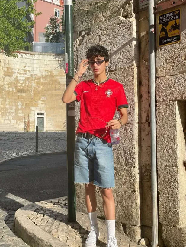 Instagram/@mosareky | Shorts to complement the jersey.