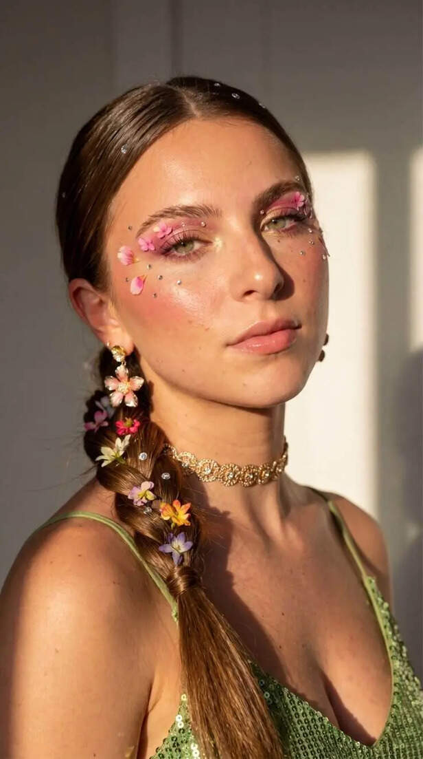 Pinterest | The trend blends fantasy-inspired beauty with nostalgic fashion references pulled from cottage gardens, Y2K aesthetics, folklore, vintage romance, and dreamy woodland imagery.