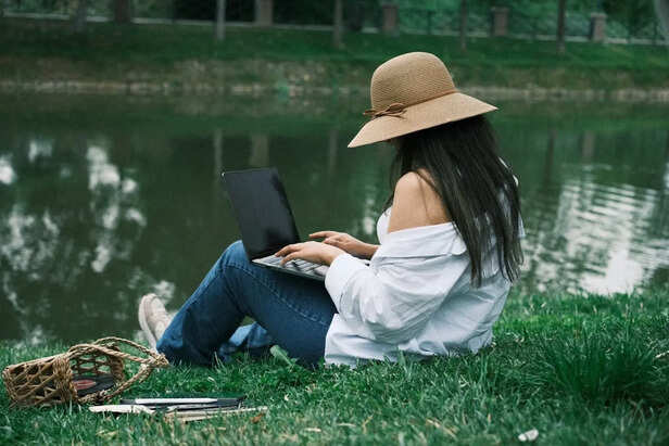 Working From a Scenic Location